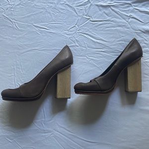 EUC Rachel Comey Size 9 Wooden Heels